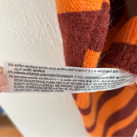 NWT Zara Zebra Striped Jacquard Sweater Size S - Picture 10 of 11